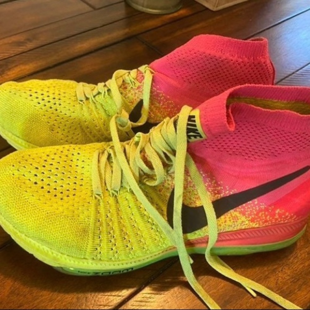 Size 8.5 Nike